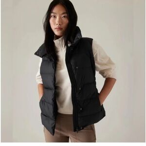 Athleta Downtown Puffer Vest